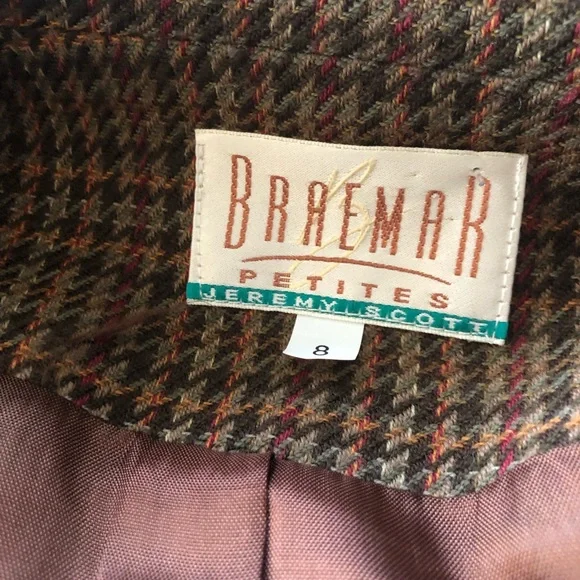 Blazer - Picture 5 of 9